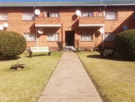 1 Bedroom Apartment in Selection Park