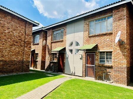 2 Bedroom Townhouse in Edleen
