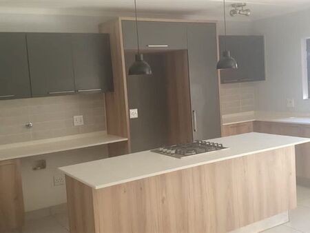 3 Bedroom Apartment in Witfontein