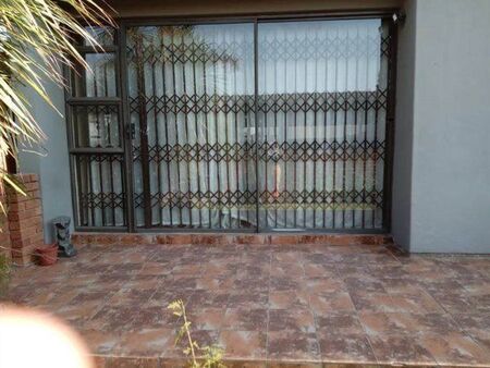 2 Bedroom House in Birchleigh