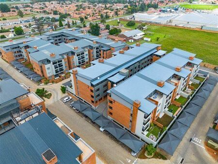 3 Bedroom Apartment in Bartlett