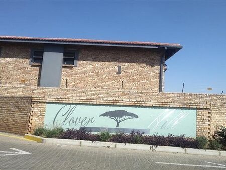 3 Bedroom Apartment in Rynfield