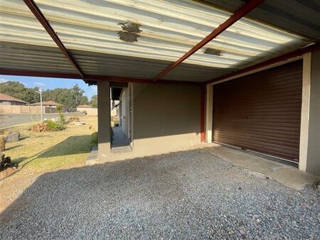 3 Bedroom House in Cloverdene