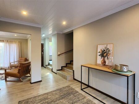 3 Bedroom House in Elarduspark