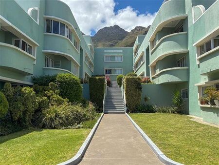 1 Bedroom Apartment in Vredehoek