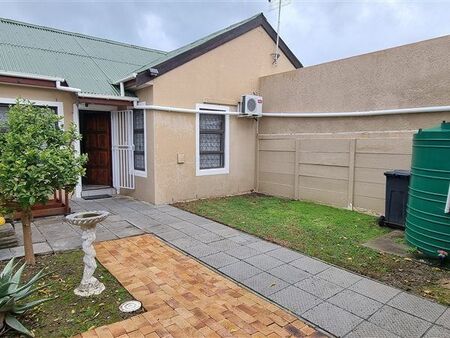 2 Bedroom House in Twin Palms