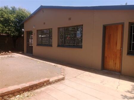 3 Bedroom House in Kuruman