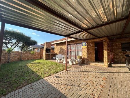 2 Bedroom Townhouse in Riviera