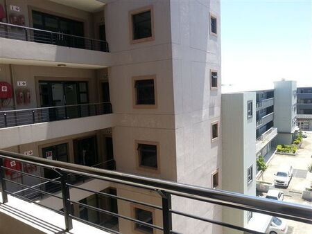 1 Bedroom Apartment in New Town Centre