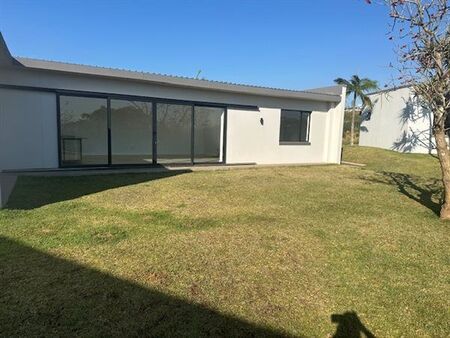 3 Bedroom House in Sheffield Beach