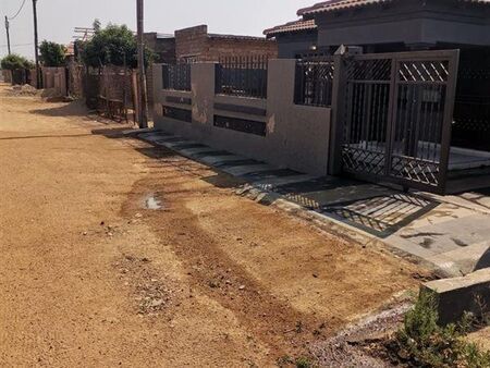 3 Bedroom House in Soshanguve