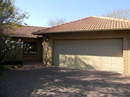 3 Bedroom Townhouse in Equestria