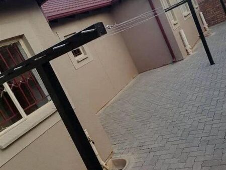3 Bedroom House in Elandspoort