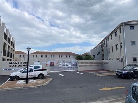 2 Bedroom Apartment in Parklands