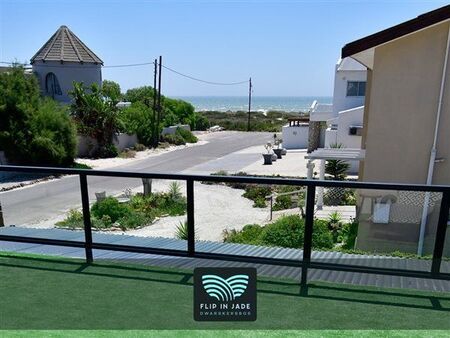 3 Bedroom House in Dwarskersbos