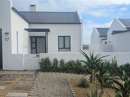 2 Bedroom House in Middedorp