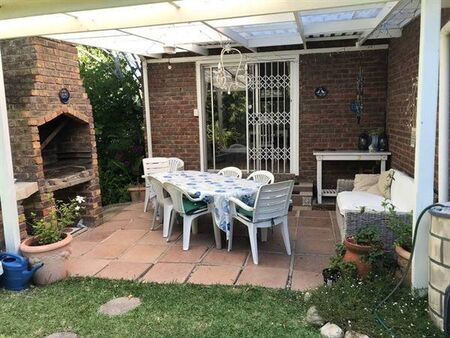 4 Bedroom House in Hunters Home