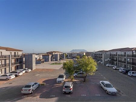 2 Bedroom Apartment in Parklands