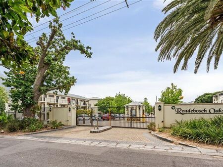 1 Bedroom Apartment in Rondebosch