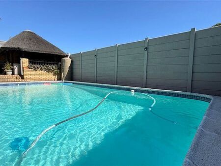 4 Bedroom House in Panorama