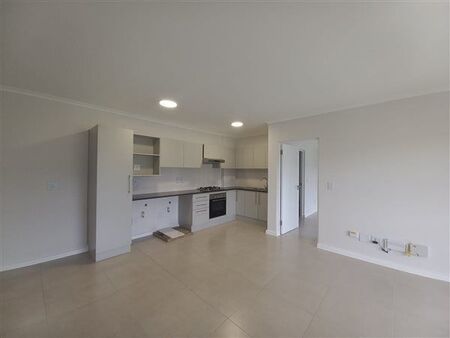 2 Bedroom Apartment in Burgundy Estate