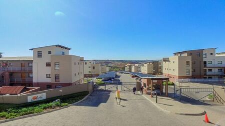 1 Bedroom apartment to rent in Barbeque Downs, Midrand