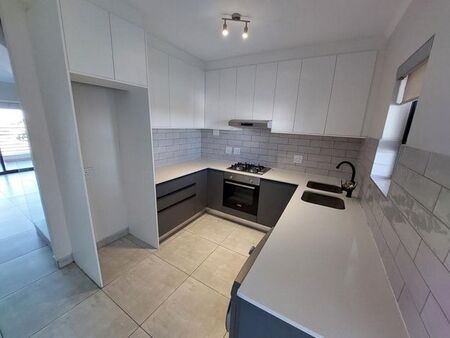 2 Bedroom duplex apartment to rent in Table View, Blouberg
