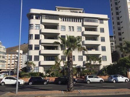1 Bedroom apartment to rent in Sea Point, Cape Town