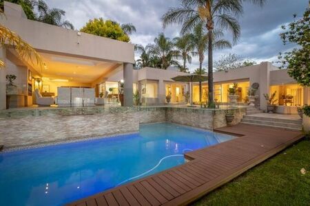 4 Bedroom house to rent in Benmore Gardens, Sandton