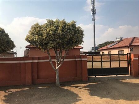 3 Bedroom House in Kirkney
