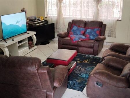 2 Bedroom Flat in Pretoria West