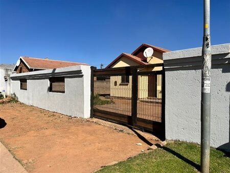2 Bedroom House in Mamelodi
