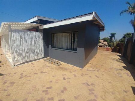 1 Bedroom Apartment in Waverley