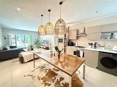 2 Bedroom Apartment in Bryanston