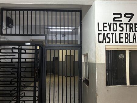 1 Bedroom Apartment in Johannesburg Central