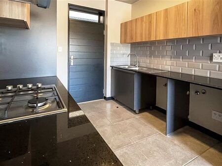 2 Bedroom Apartment in Fourways