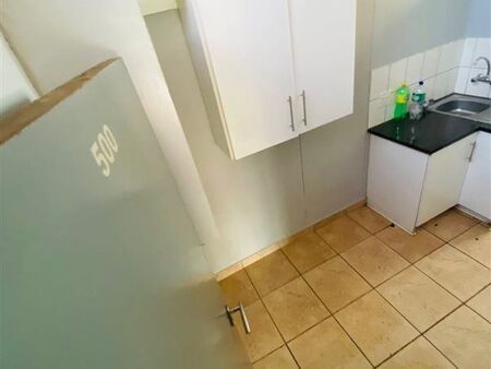 Studio Apartment in Newtown
