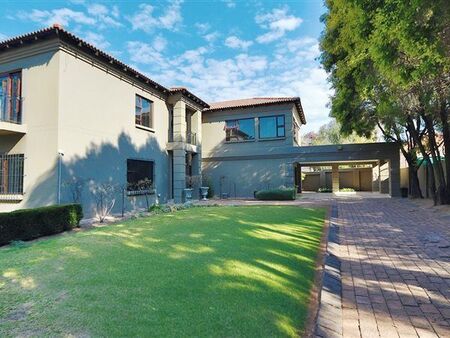 5 Bedroom House in Fourways