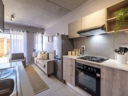 2 Bedroom Apartment in Dainfern