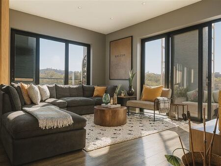2 Bedroom Apartment in Steyn City