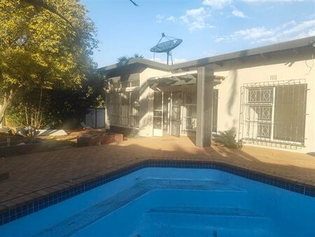 4 Bedroom House in Birchleigh
