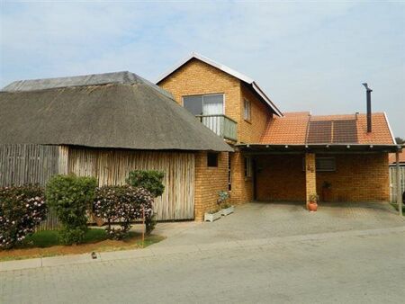 3 Bedroom Cluster in Bonaero Park