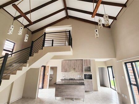 3 Bedroom House in Hennopspark