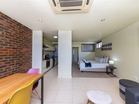 Studio Apartment in Cape Town City Centre