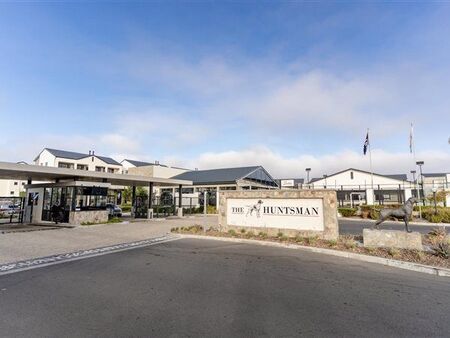 2 Bedroom Apartment in Somerset West Central