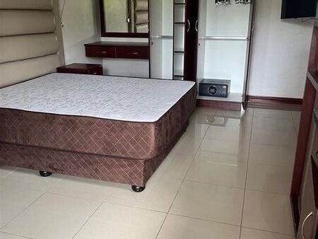 Studio apartment in Westville
