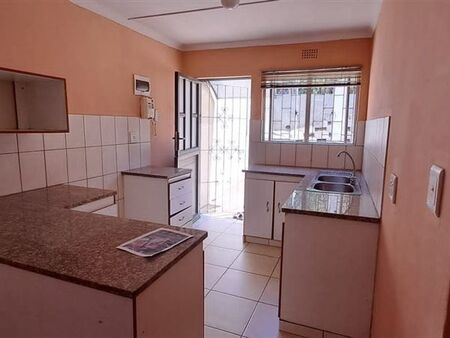 2 Bedroom House in Shastri Park