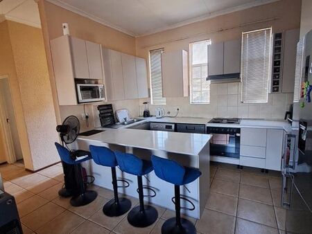 2 Bedroom Apartment in Laser Park