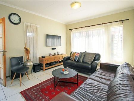 2 Bedroom Townhouse in Amorosa