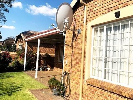 3 Bedroom Townhouse in Honeydew Manor